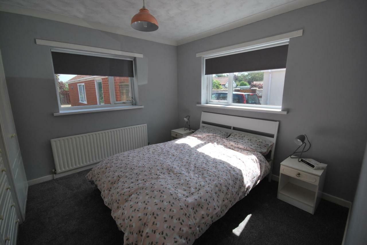 Villa Belle’s Bungalow Cleveleys Exterior foto